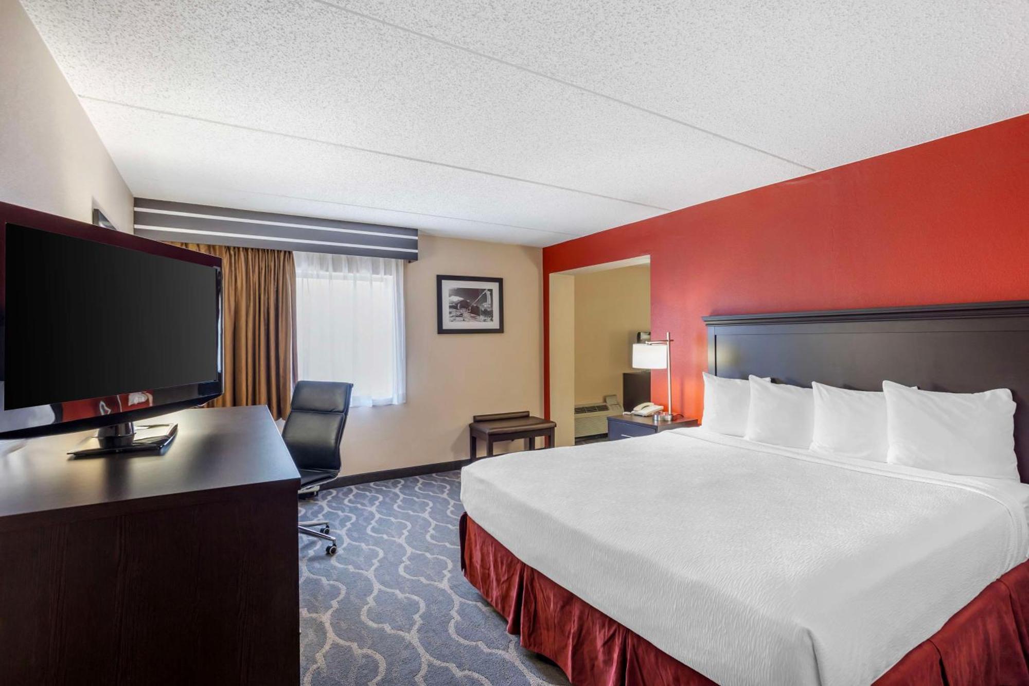 Best Western Inn At Blakeslee-Pocono Bagian luar foto